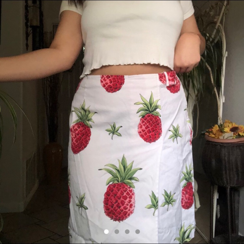 🍍TROPICAL RED PINEAPPLE LONG TALBOT SKIRT🍍